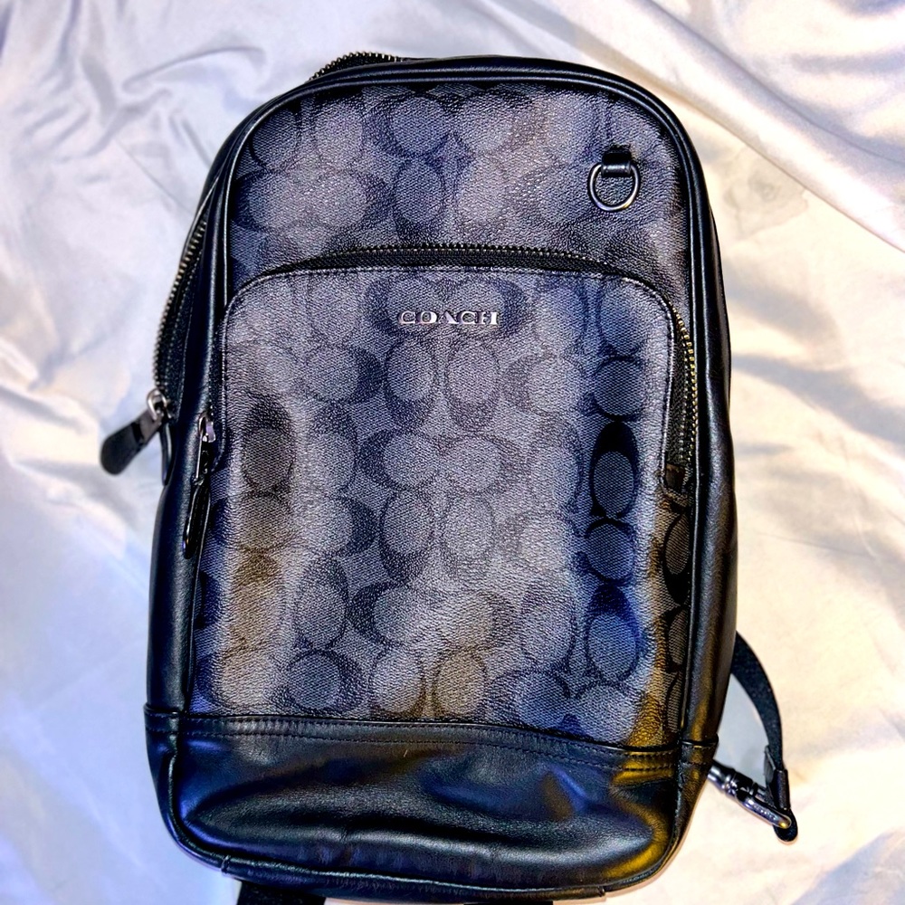 Authentic coach mini shoulder bag. Mint condition